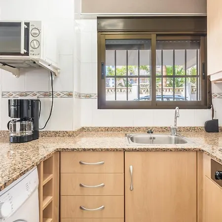 Ducal Planta Baja 10-a Levante Apartamento *